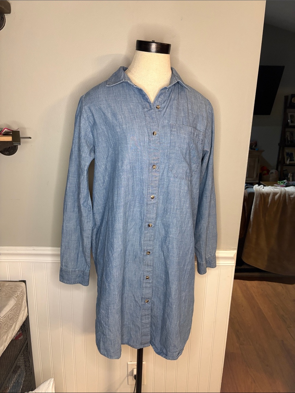 The North Face Light Blue Chambray Button-Front Dress\Long Shirt